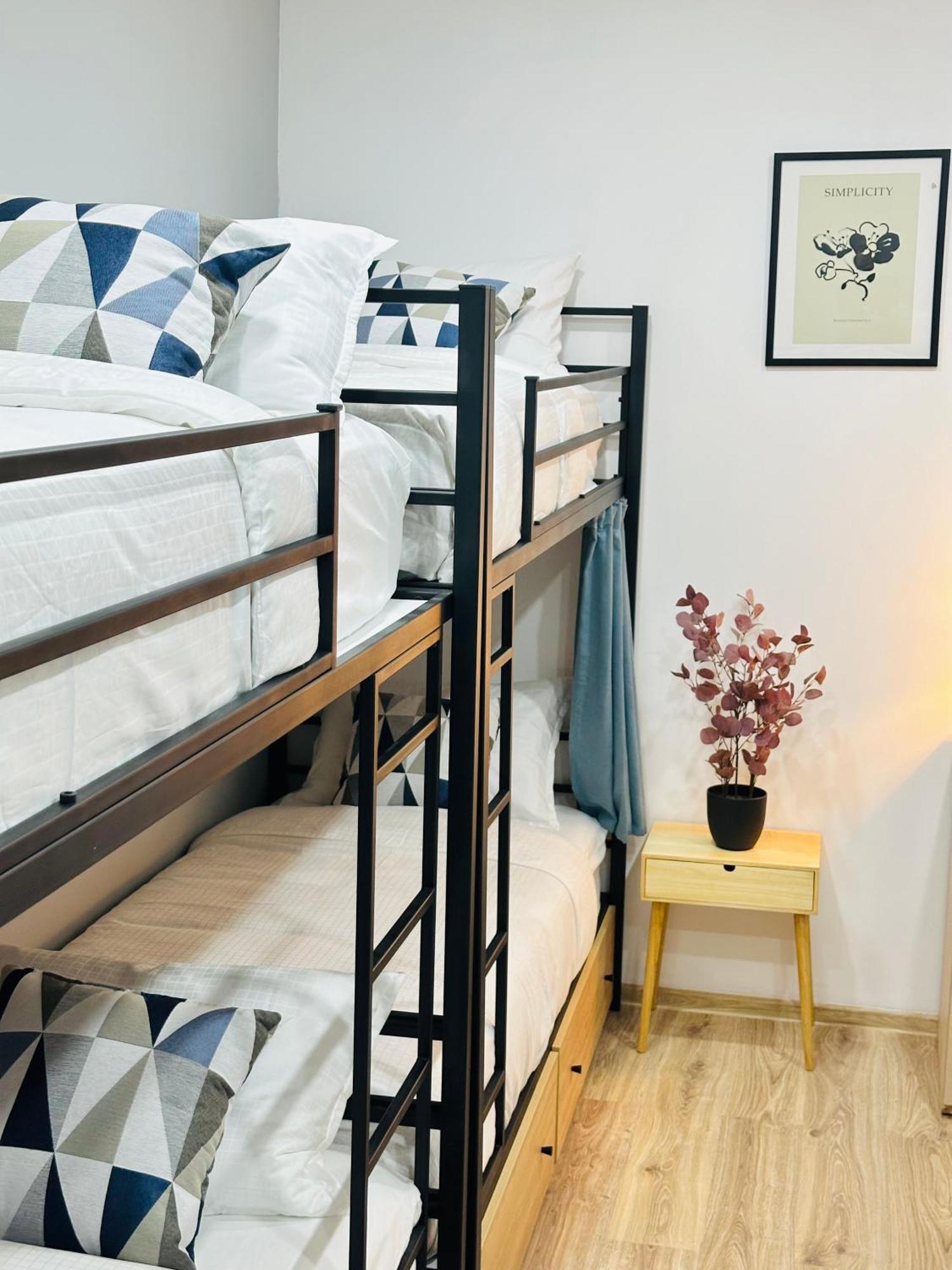 Cosy Koala Hostel Tbilisi Exteriör bild